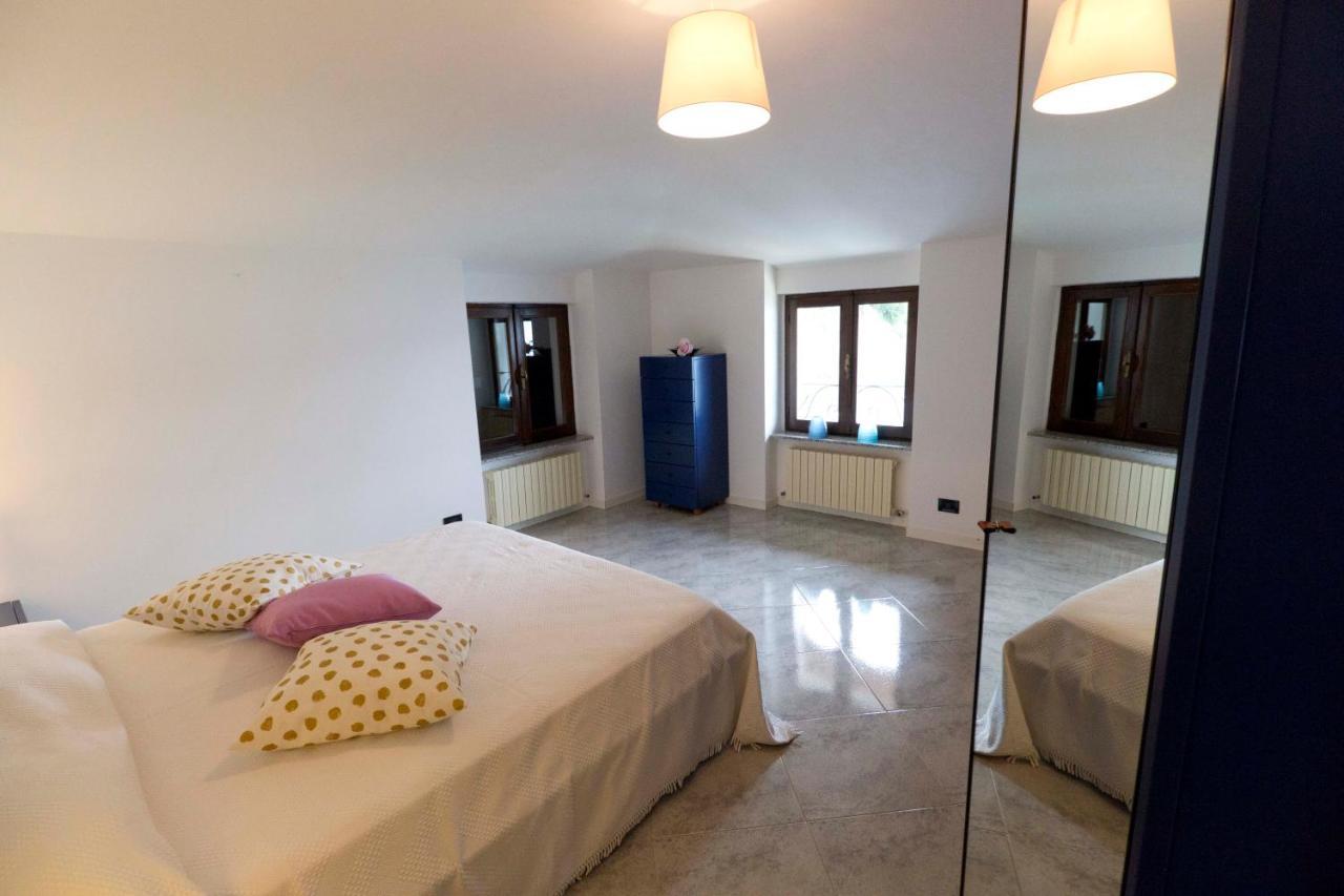 Apartamento L'Ora Marone Exterior foto